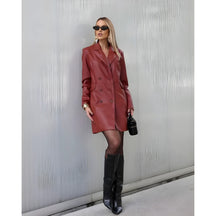 Vestido Leather – Brilho e Poder em Cada Detalhe